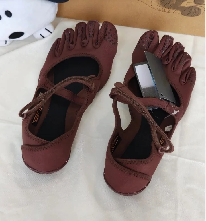 Oryginalne damskie buty sporto – Sneaker Box recenzja i cena